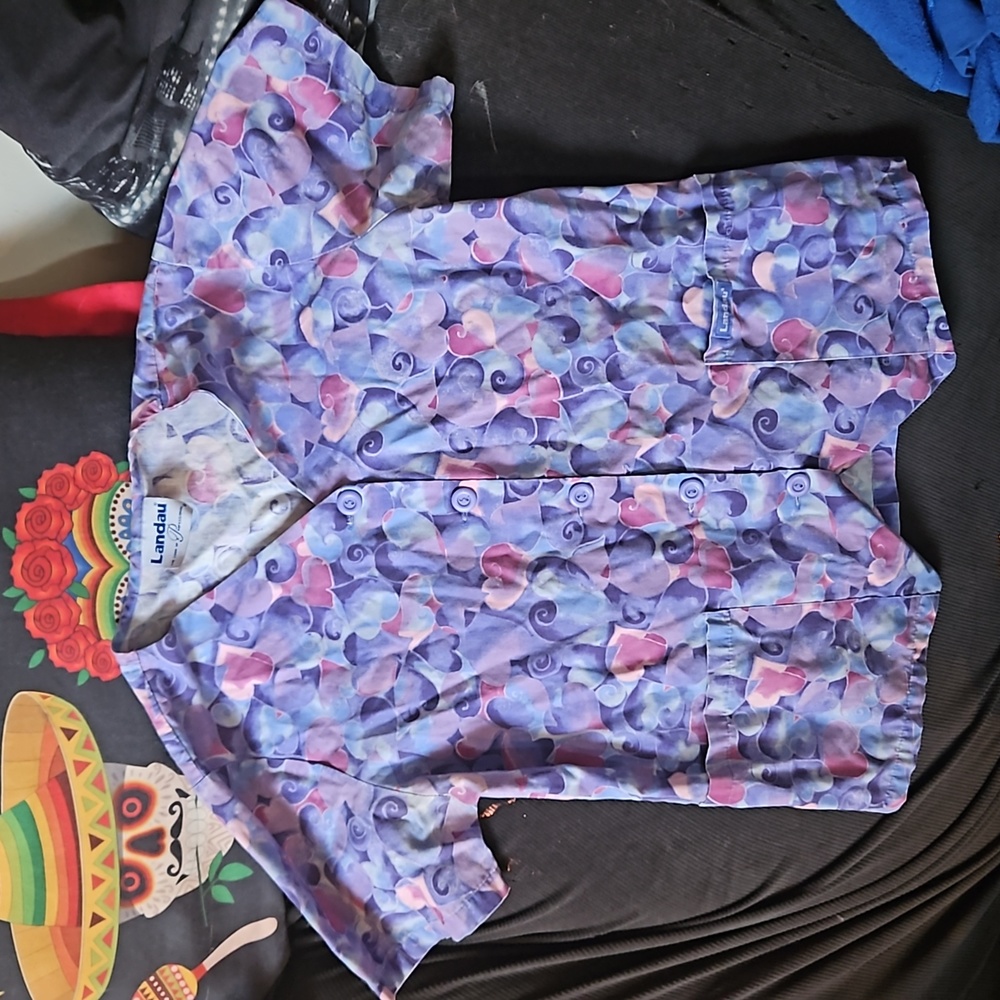 Scrub top